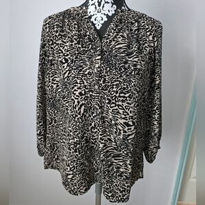 Dana Buchman Animal Print Blouse Size M